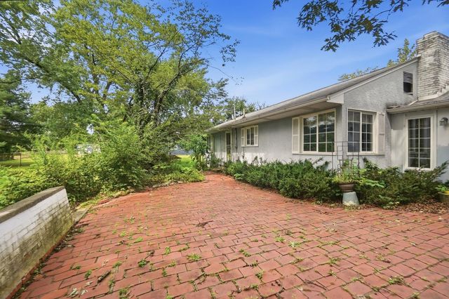 3735 W Henderson Road, Upper Arlington, OH 43220