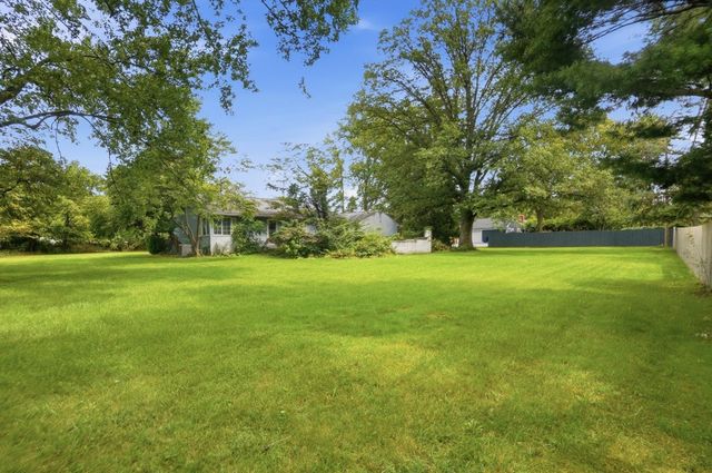 3735 W Henderson Road, Upper Arlington, OH 43220