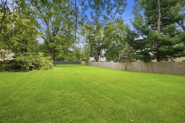 3735 W Henderson Road, Upper Arlington, OH 43220