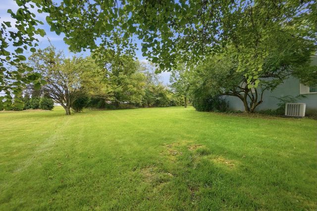 3735 W Henderson Road, Upper Arlington, OH 43220