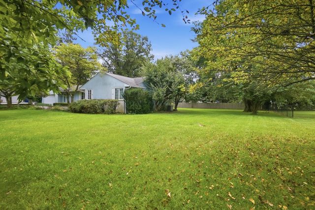 3735 W Henderson Road, Upper Arlington, OH 43220
