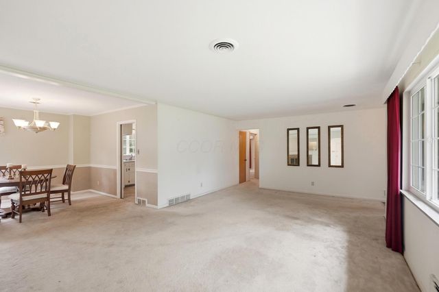 3735 W Henderson Road, Upper Arlington, OH 43220
