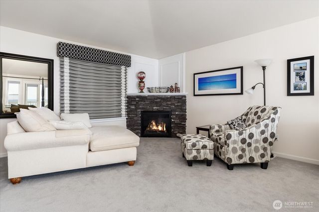 2029 West Beach Road, Oak Harbor, WA 98277