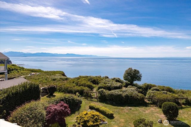 2029 West Beach Road, Oak Harbor, WA 98277
