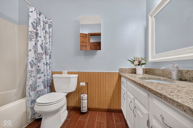 876 Bayside, Greenwood, IN 46143