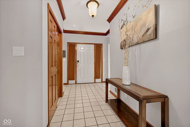 876 Bayside, Greenwood, IN 46143