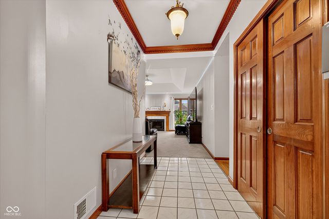 876 Bayside, Greenwood, IN 46143