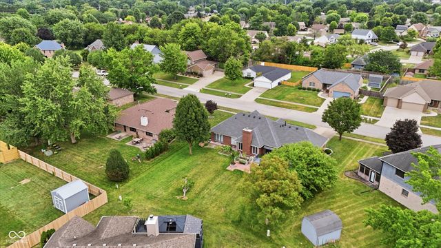 876 Bayside, Greenwood, IN 46143