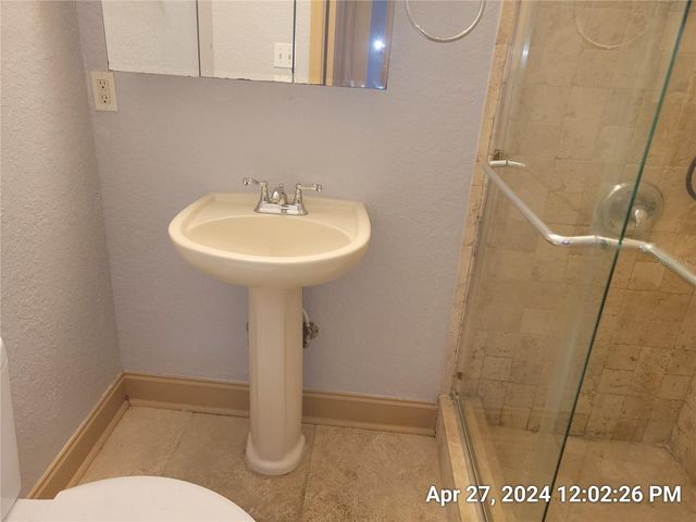 2225 E 10TH AVENUE, Tampa, FL 33605