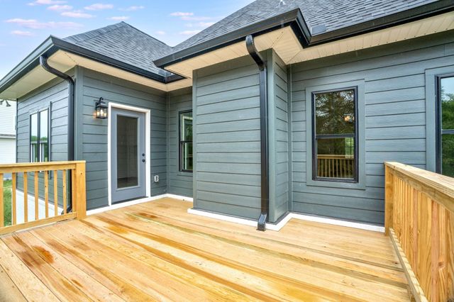 4380 McCrary Rd, Lebanon, TN 37090