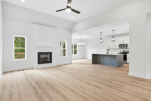 4380 McCrary Rd, Lebanon, TN 37090