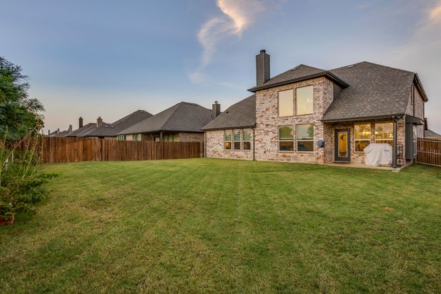 117 Mockingbird Hill Drive, Joshua, TX 76058