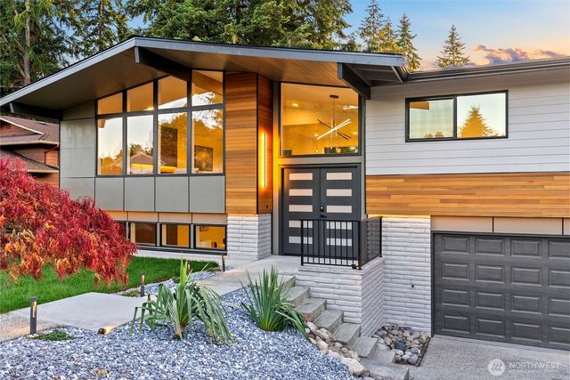 32007 28th Avenue SW, Federal Way, WA 98023
