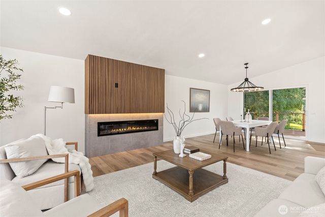 32007 28th Avenue SW, Federal Way, WA 98023