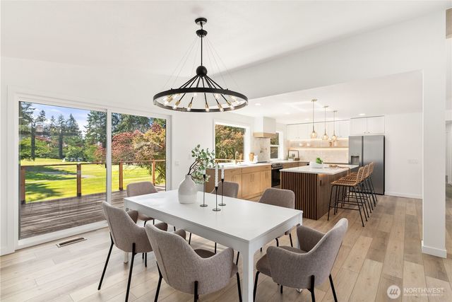 32007 28th Avenue SW, Federal Way, WA 98023