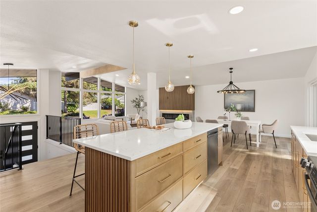 32007 28th Avenue SW, Federal Way, WA 98023