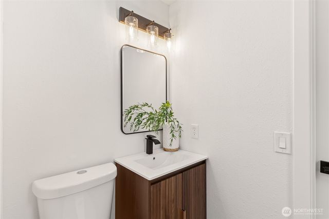32007 28th Avenue SW, Federal Way, WA 98023