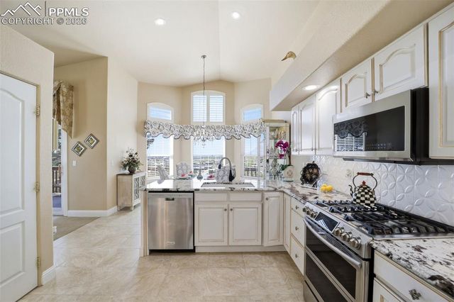 5035 Vista Del Sol Point, Colorado Springs, CO 80919