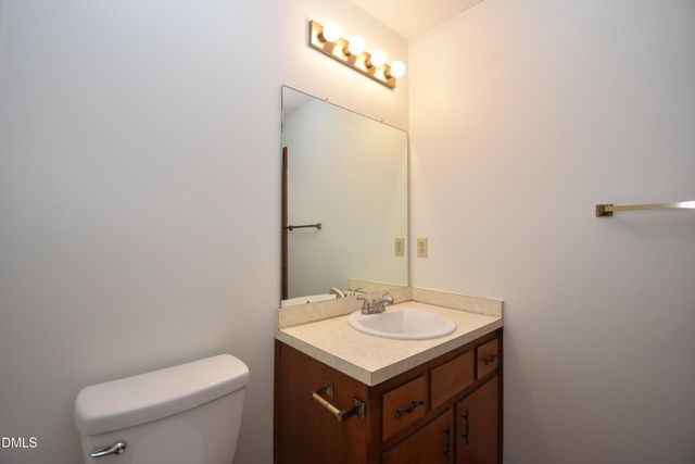 106 Bogue Court, Cary, NC 27511