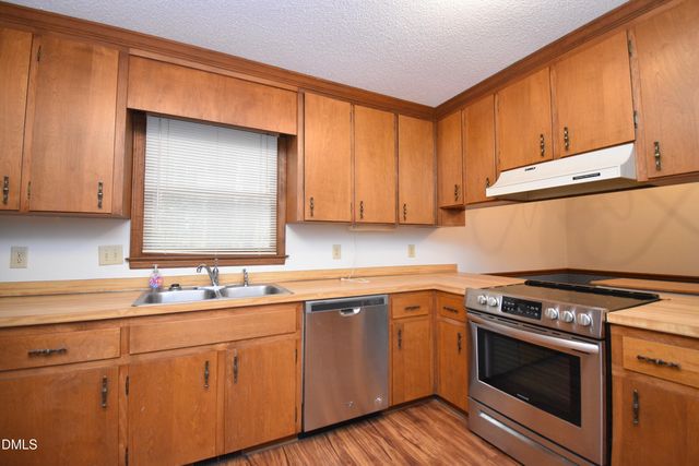 106 Bogue Court, Cary, NC 27511