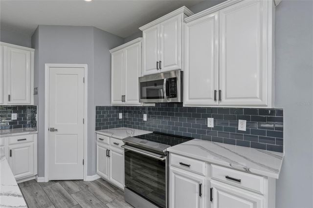 11728 LAKE BOULEVARD, New Port Richey, FL 34655