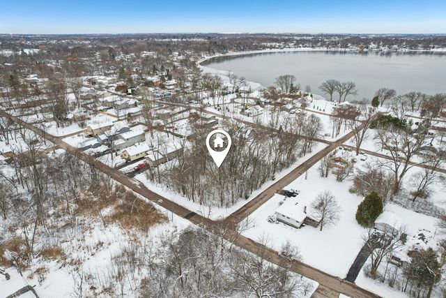22771 Lake Park Avenue, Round Lake Beach, IL 60073