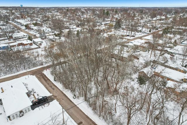 22771 Lake Park Avenue, Round Lake Beach, IL 60073