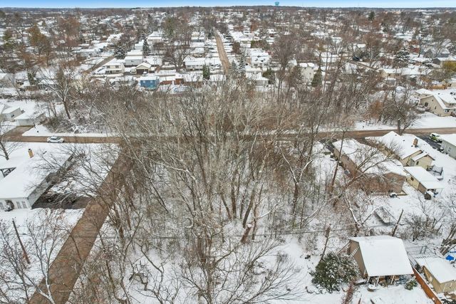 22771 Lake Park Avenue, Round Lake Beach, IL 60073