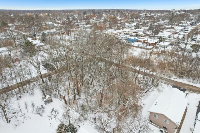 22771 Lake Park Avenue, Round Lake Beach, IL 60073