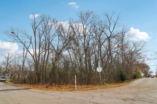 22771 Lake Park Avenue, Round Lake Beach, IL 60073