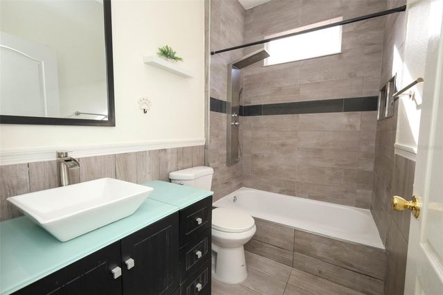 9345 MONTEREY BAY DRIVE, Orlando, FL 32832