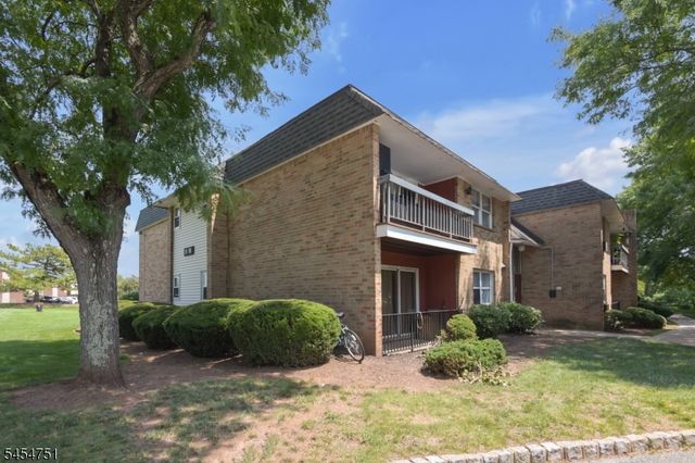 808 Eves Dr 1A, Hillsborough Twp., NJ 08844