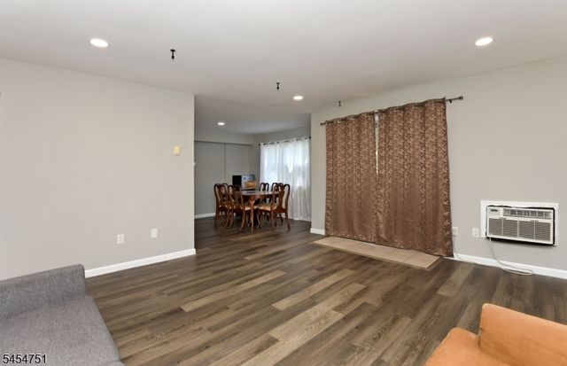 808 Eves Dr 1A, Hillsborough Twp., NJ 08844