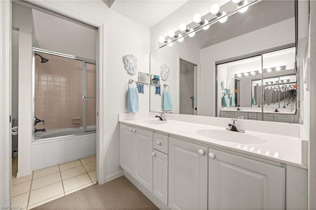 13141 Hamilton Harbour DR P7, Naples, FL 34110