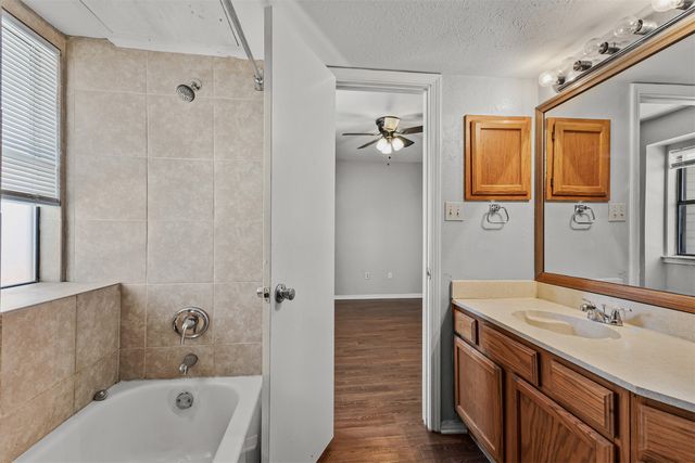 276 Henry M Chandler Drive, Rockwall, TX 75032