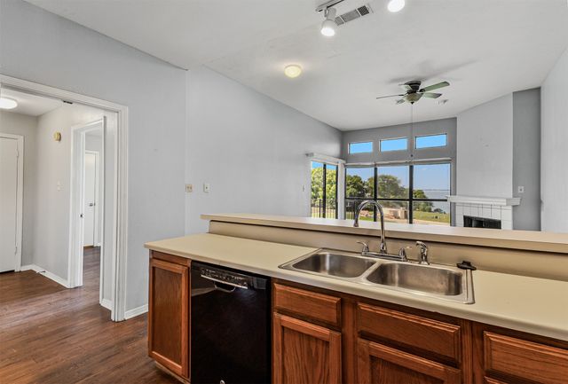 276 Henry M Chandler Drive, Rockwall, TX 75032