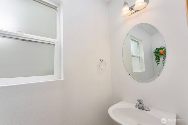 6336 Park Street E, Fife, WA 98424