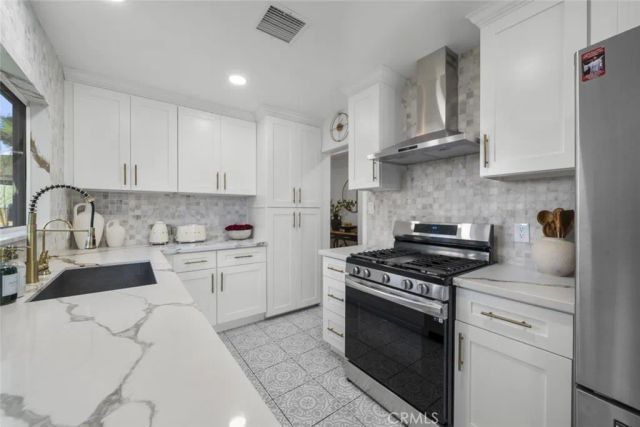 7777 Cherrystone Avenue, Panorama City, CA 91402