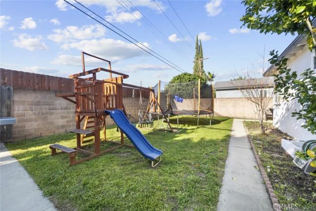 7777 Cherrystone Avenue, Panorama City, CA 91402
