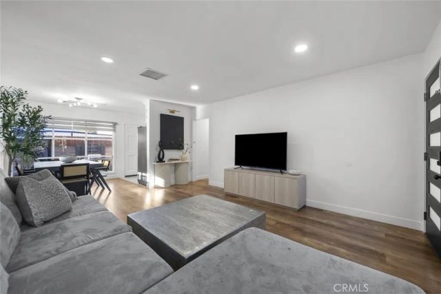 7777 Cherrystone Avenue, Panorama City, CA 91402