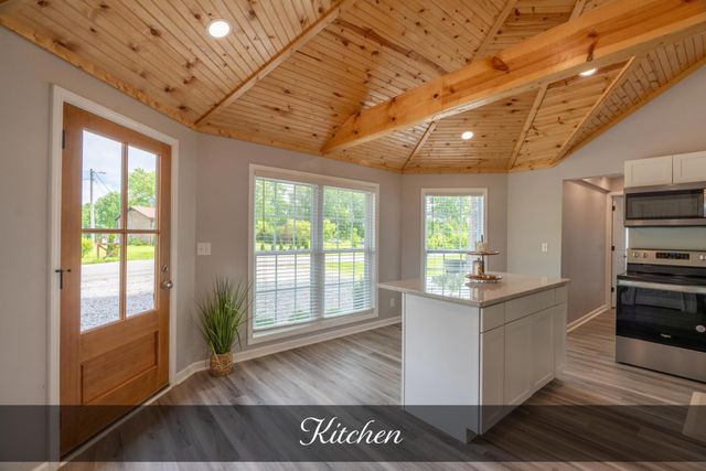1804 Benton Young Rd, Cookeville, TN 38501