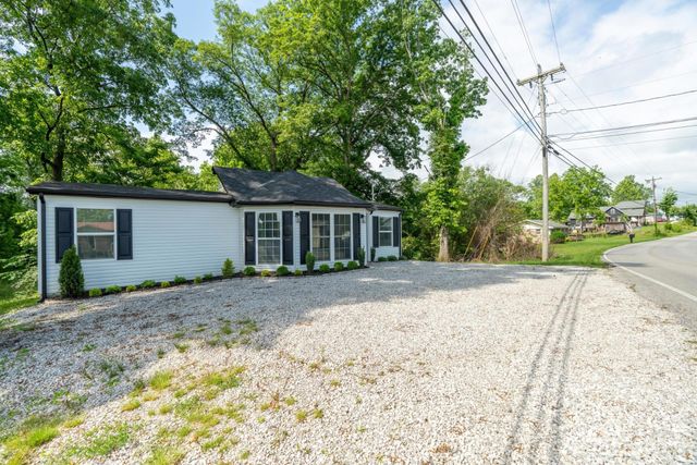 1804 Benton Young Rd, Cookeville, TN 38501