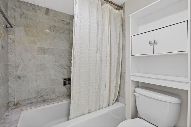 1147 Hillsboro Mile 908, Hillsboro Beach, FL 33062