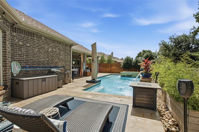 5221 Windstone Drive, Fort Worth, TX 76244