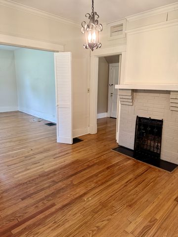 7114 Old Harding Pike, Nashville, TN 37221