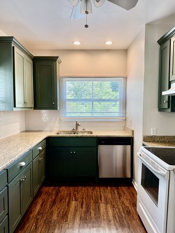 7114 Old Harding Pike, Nashville, TN 37221