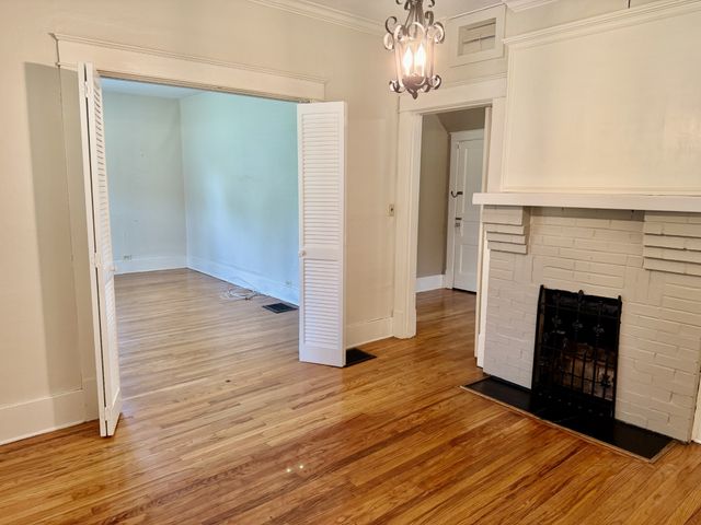 7114 Old Harding Pike, Nashville, TN 37221