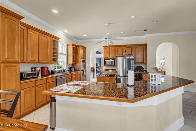 8354 Makiki Drive, Diamondhead, MS 39525