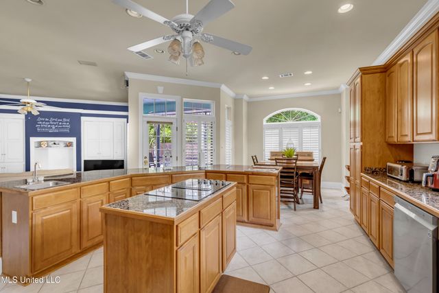 8354 Makiki Drive, Diamondhead, MS 39525