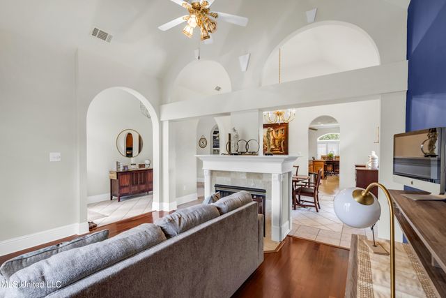 8354 Makiki Drive, Diamondhead, MS 39525